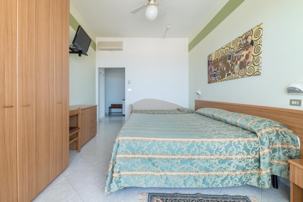 Hotel Belsoggiorno Cattolica Exterior foto